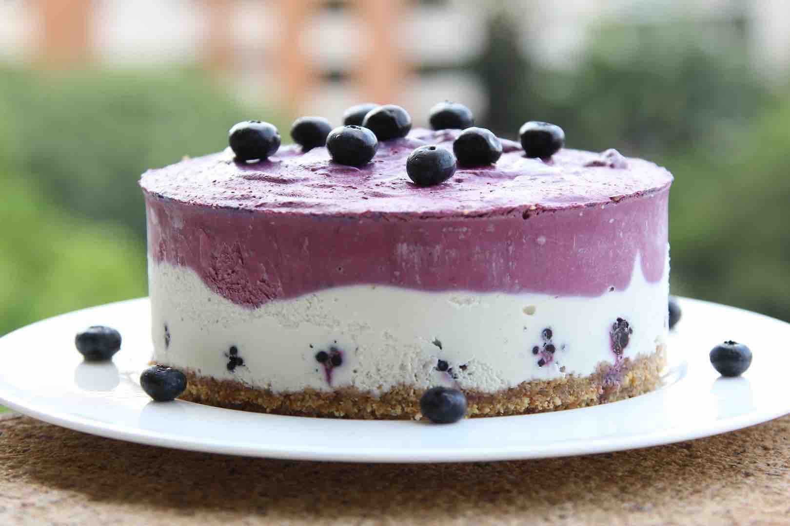 2. BlackBlueberry cheese cake